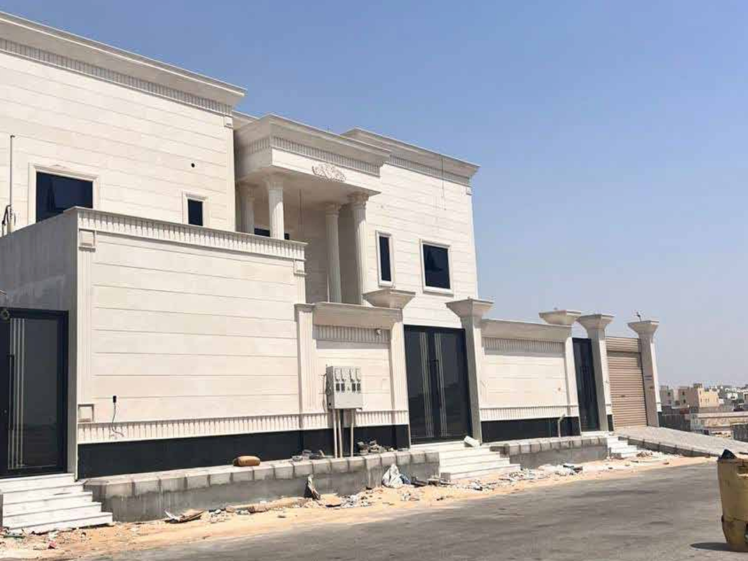 فيلا فاخرة — أبواب WPC ٢